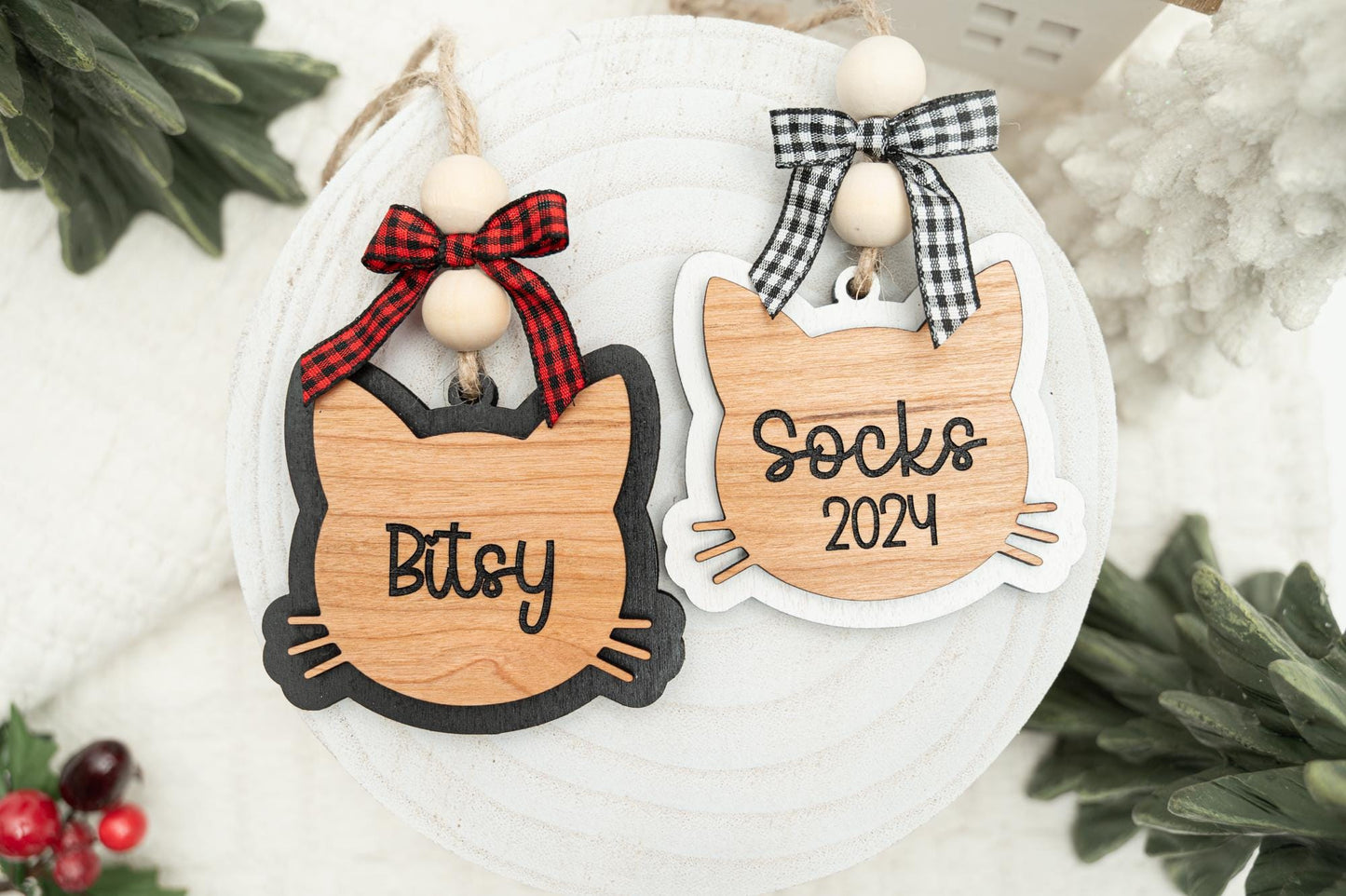 Personalized Pet Name Christmas Ornament - Custom Cat Name Ornament - Cat Gift Tag