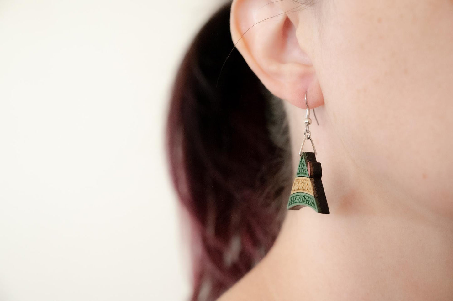 Christmas Elf Earrings - Elf Hat Earrings - Christmas Dangle Earrings