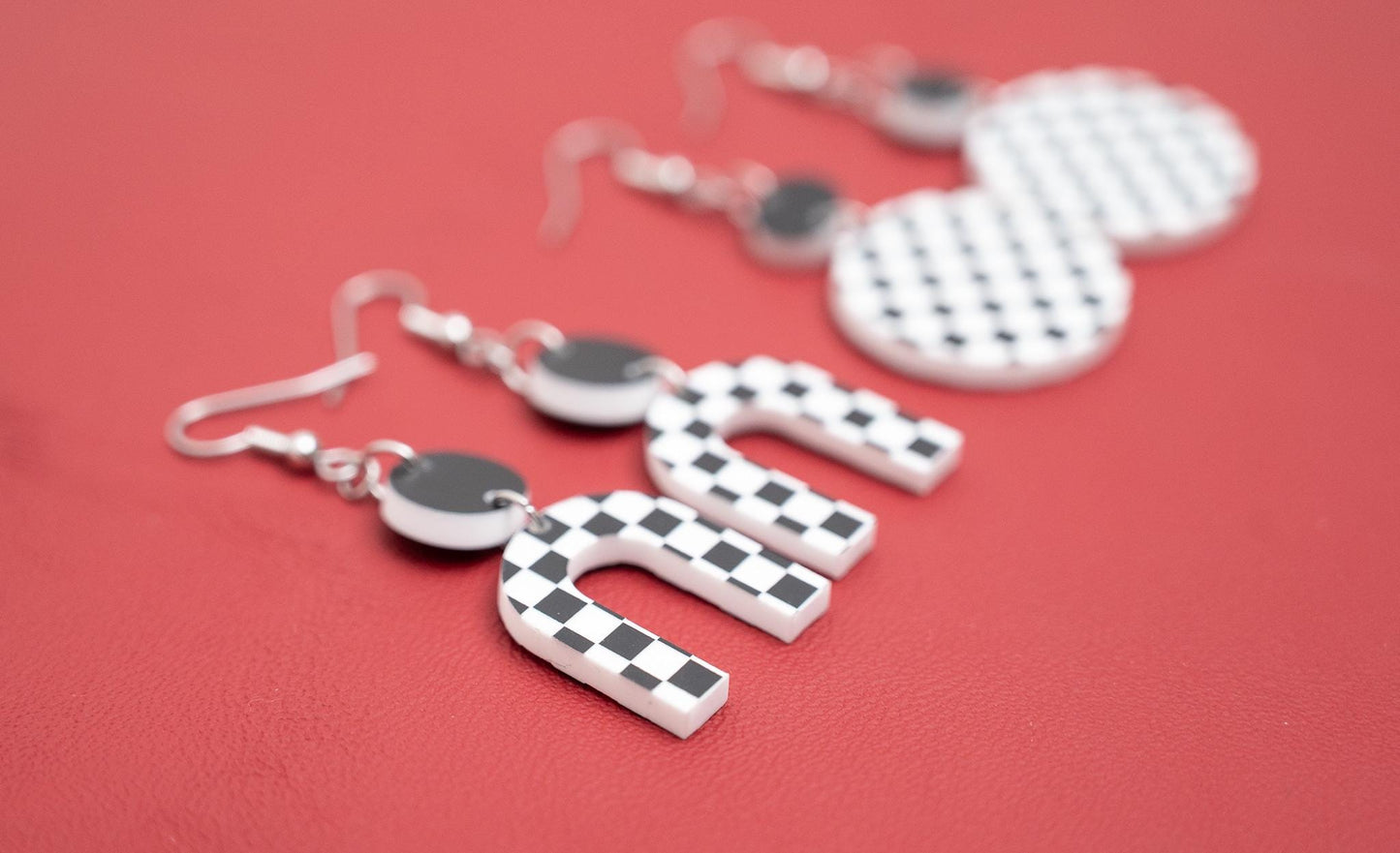 Black & White Checkered Horseshoe Earrings: Boho Acrylic Dangles